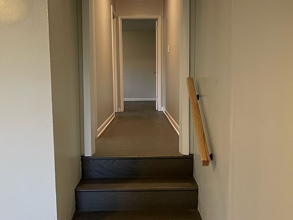 4th image of 2324 12th Ave APT A