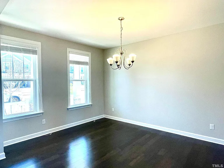 8008 Gilano Dr — Photo 10