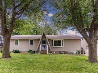 108 Celeste St, Hudson, IA 50643