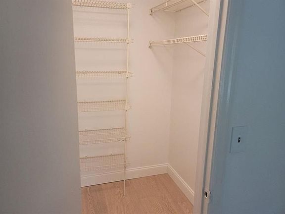 4th image of 2313 N Congress Ave APT 33