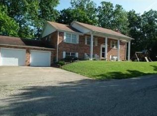 127 Jarrett Heights Rd, Elkview, WV 25071