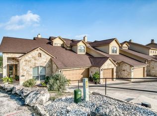 1012 Parkview Dr, Canyon Lake, TX 78133