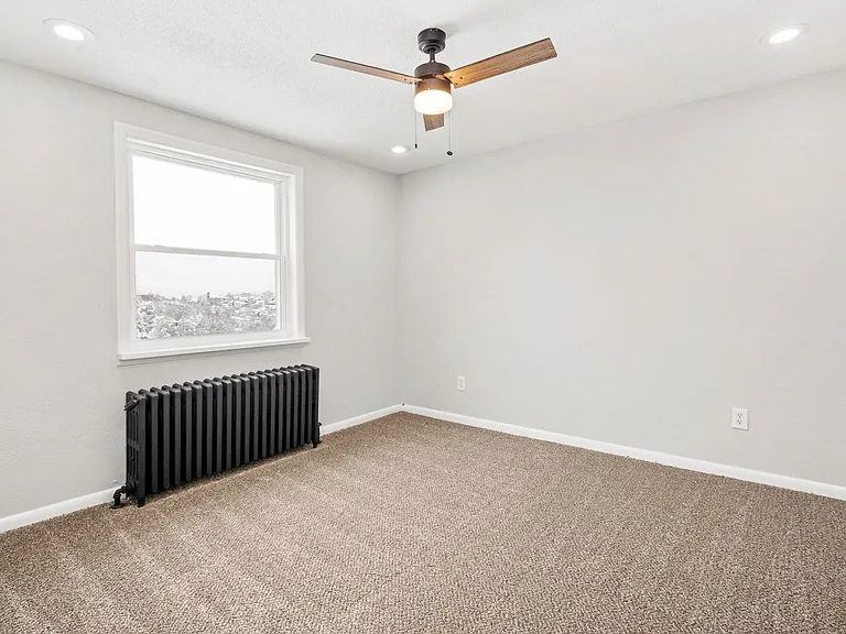 122 Kirk Ave — Photo 14
