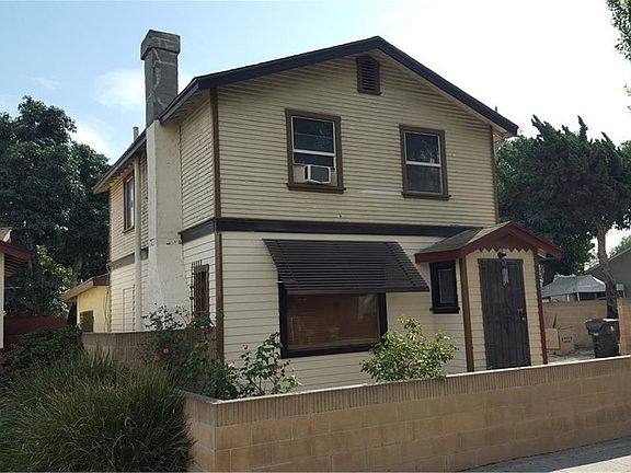 3rd image of 2126 Fashion Ave