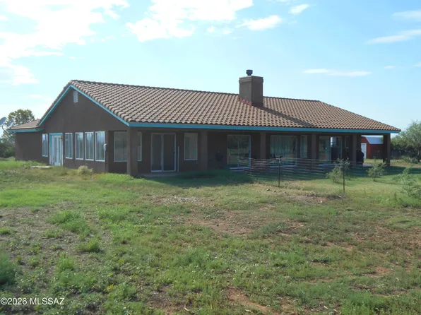 9233 E Carolyn Fraser Ln, Pearce, AZ 85625