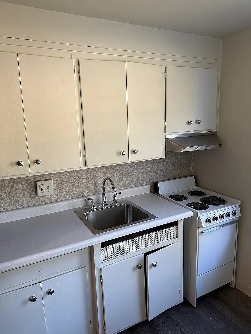 514 N Dubuque St — Photo 3
