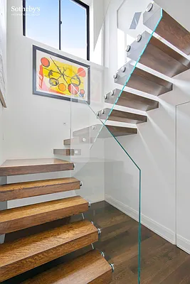 Sold by Sotheby's International Realty | media 5