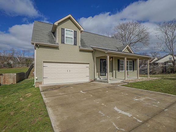 3rd image of 7804 Princeton Falls Ln