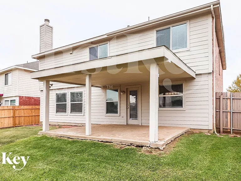 9812 Westmere Ln — Photo 16