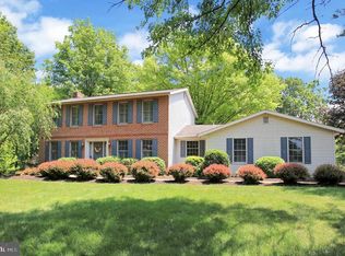 750 Cartref Rd, Etters, PA 17319