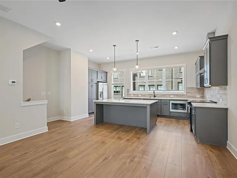2636 Mackintosh Ct — Photo 18