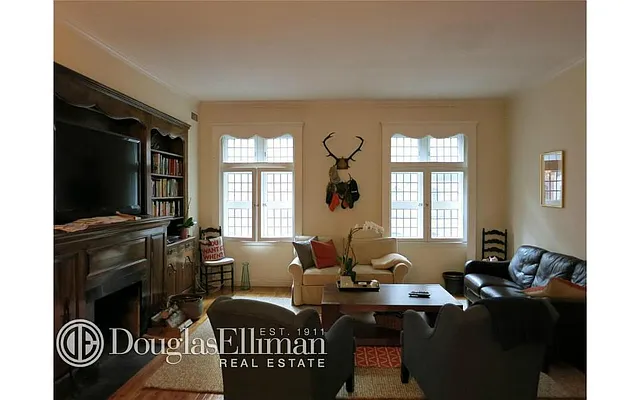 Rented by Level Group | media 45