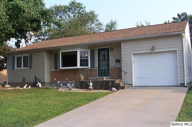 Home for Sale in Quincy, IL $114,900