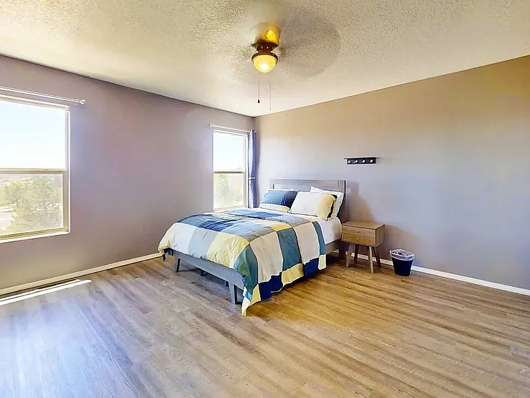 2406 Treviso Dr SE — Photo 17