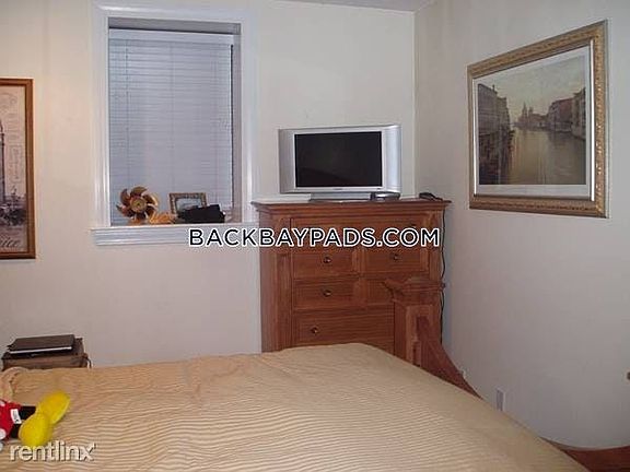 1519178877-00202-bk6y6nqzpii-600x4501