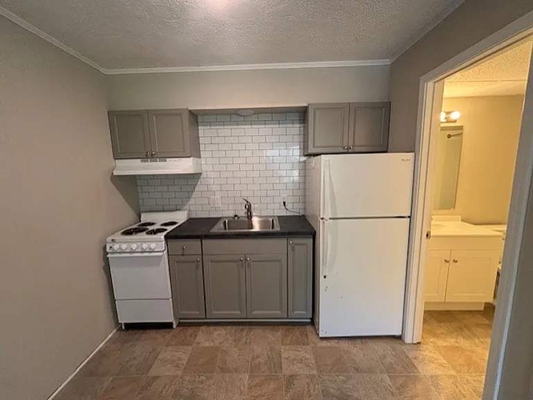 116 Creekside Dr — Photo 7
