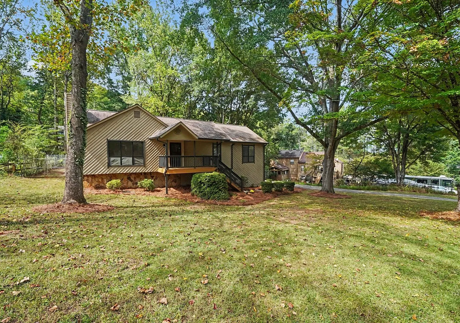 East Cobb Split Level with a Finished Lower Level and Two-Car Garage — Photo 2