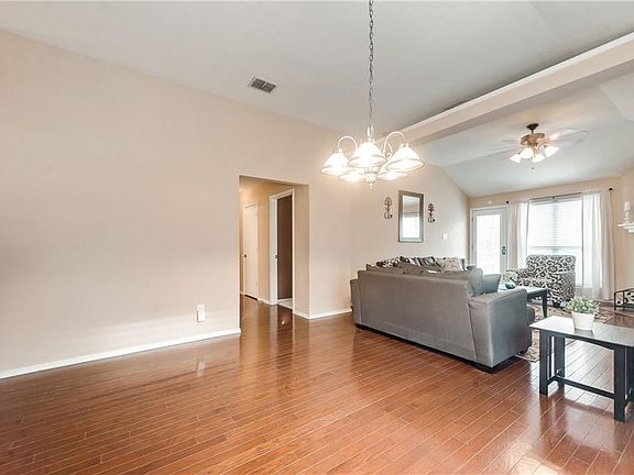 5th image of 7268 Decoy Ln