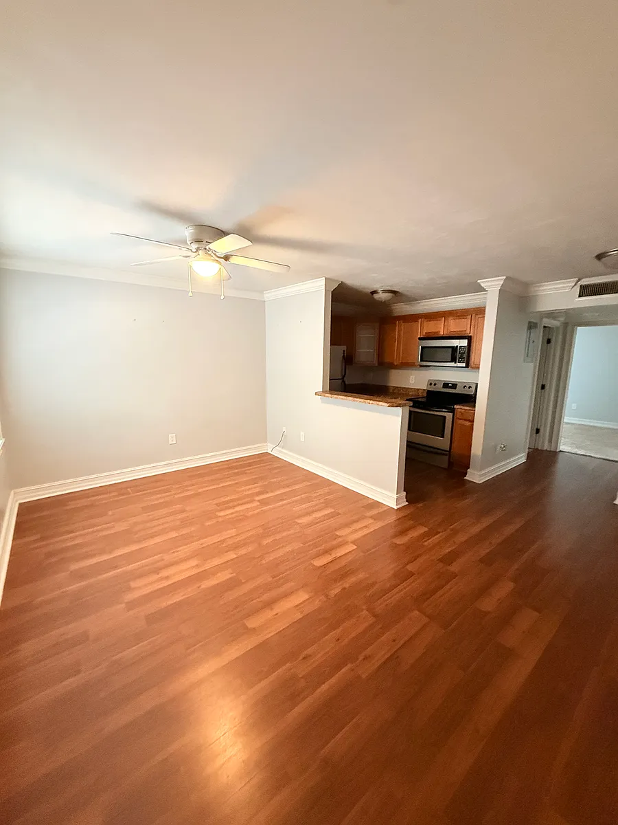 Floor plan 1 bedroom