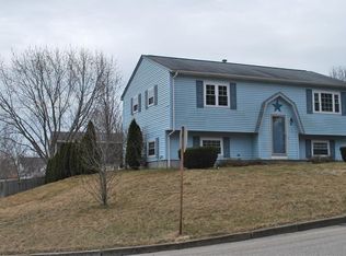 6 Medieval Way, West Warwick, RI 02893