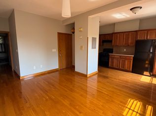 208 Wooster St APT 2, New Haven, CT 06511