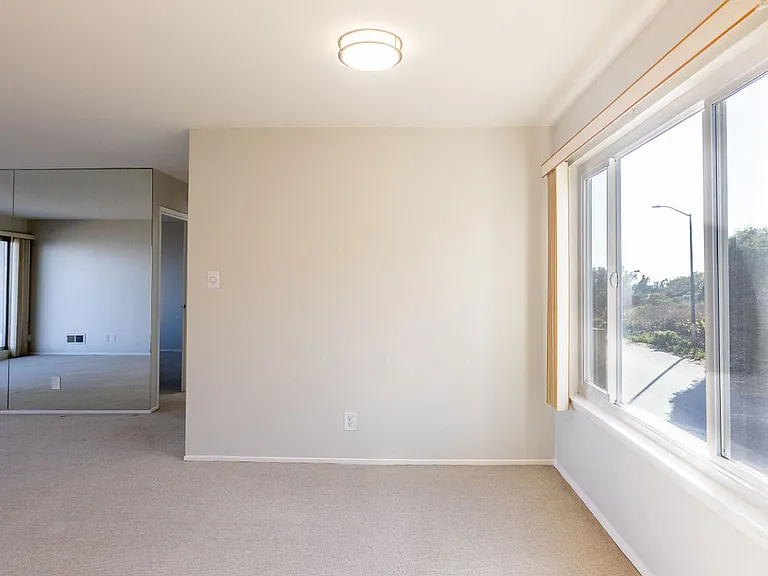 96 Crestline — Photo 12