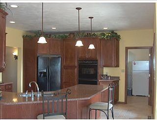 2nd image of 2455 Lindale Ct