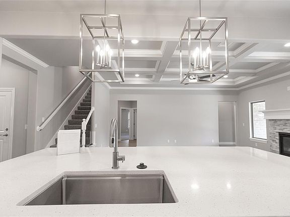 4th image of 3132 Porter Dr