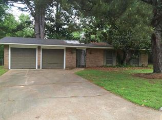 1226 Summer Ln, Jackson, MS 39211