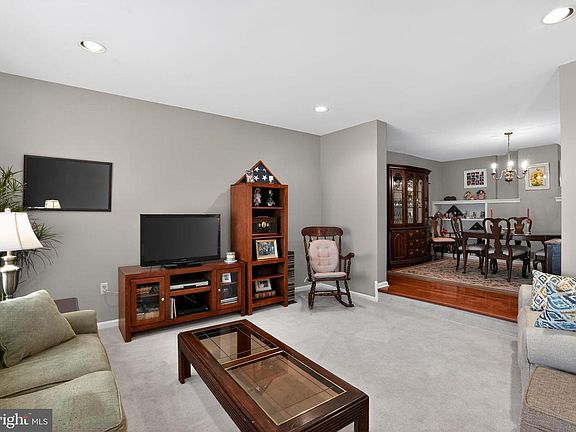 5th image of 1704 Smedley Ct