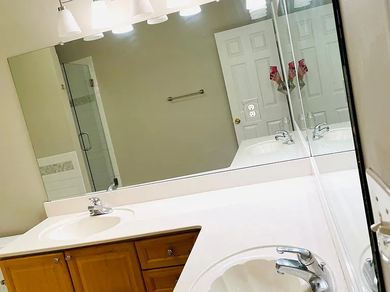 518 Sandringham Dr — Photo 26