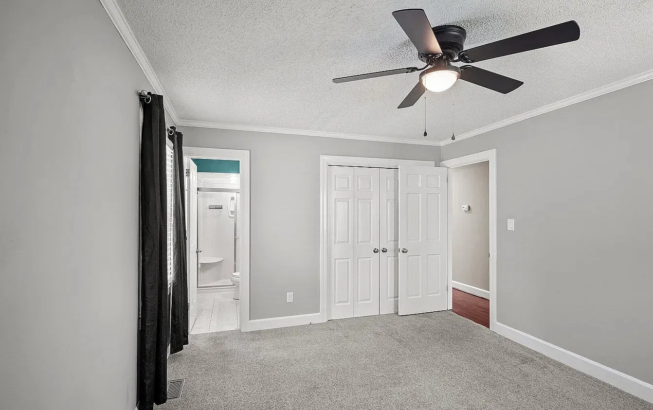 3 bed, 1423 sqft, $2,000 — Photo 4