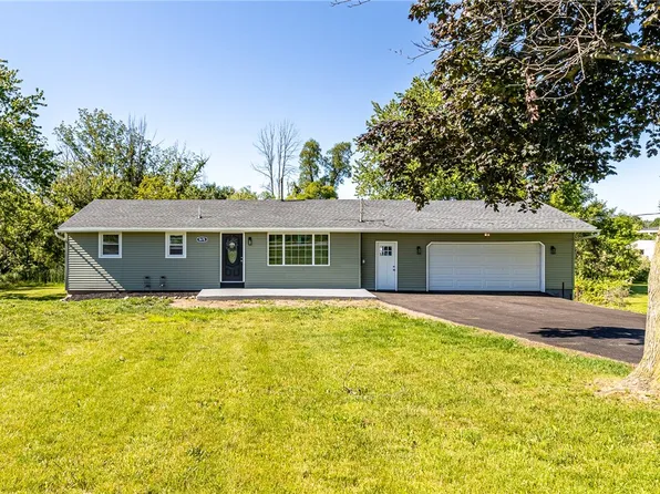 9678 W Ridge Rd, Brockport, NY 14420