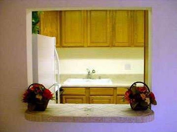 4th image of 600 Village Green Ct APT 212