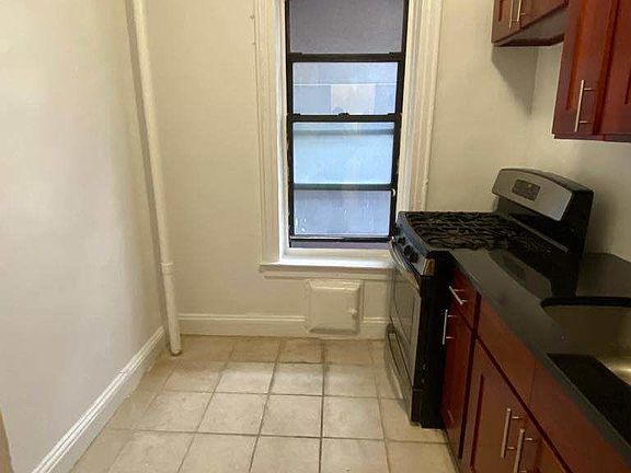3rd image of 11-15 46th Rd #Jj