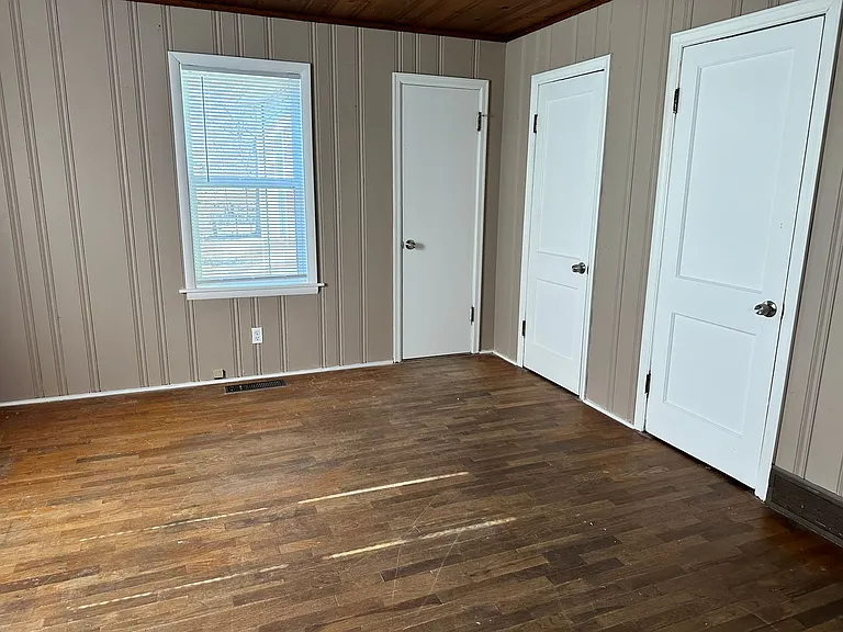 5 S Greenwood Ave — Photo 10