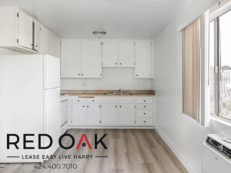 12767 San Fernando Rd #7 — Photo 8