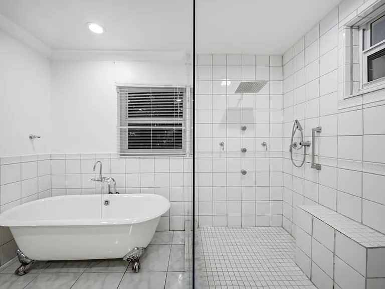 4020 NW 101st Dr — Photo 66