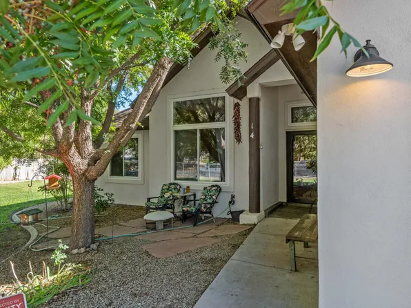 14 Quail Run Dr, Peralta, NM 87042