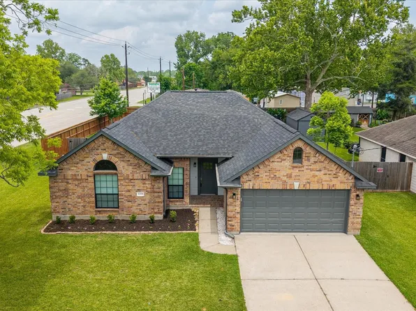 12326 11th St, Santa Fe, TX 77510