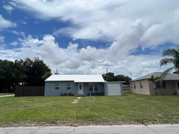 1810 Elizabeth St, Melbourne, FL 32901