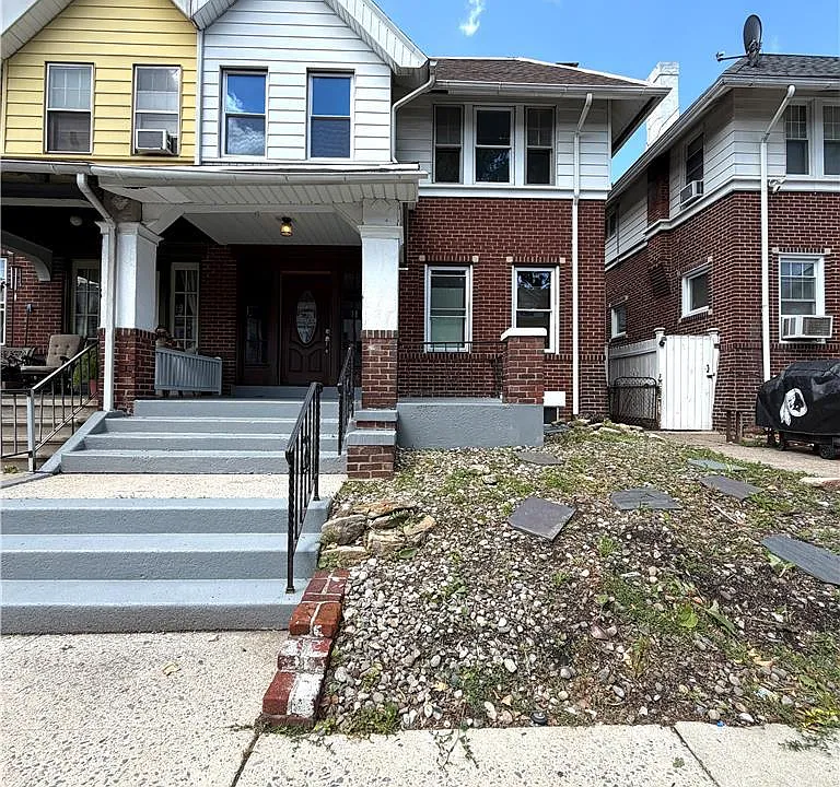 216 S 14th St