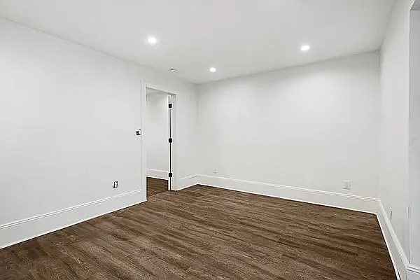 Rented by Compass | media 3