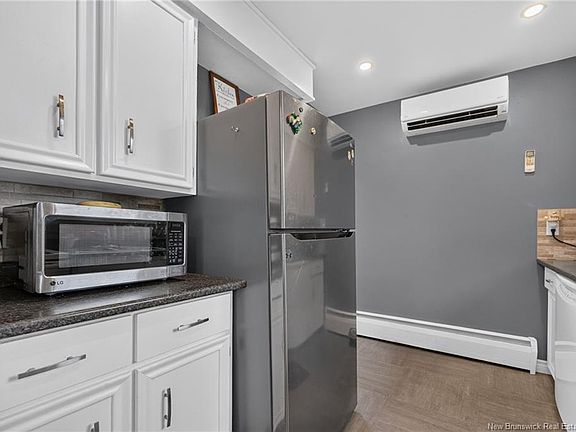 5th image of 47 Willowbend Dr