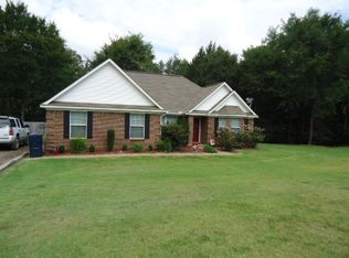 273 May Rd #B, Batesville, MS 38606