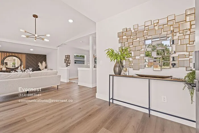 5908 S Manhattan Ave — Photo 4