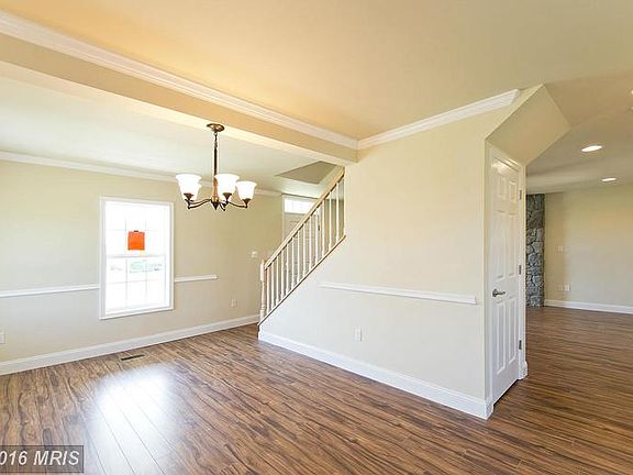 5th image of 1183 Green Acre Dr