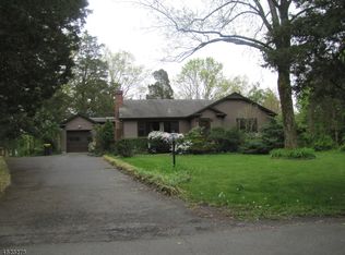 1 Acken Ln, Princeton, NJ 08540