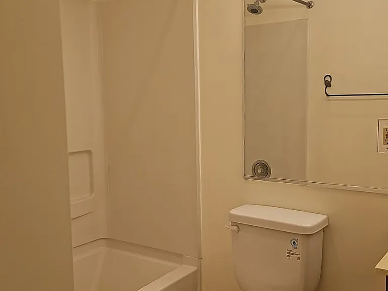 18500 Sweet Autumn Dr #304 — Photo 4