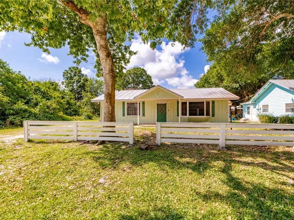 3245 2nd Pl, Vero Beach, FL 32968